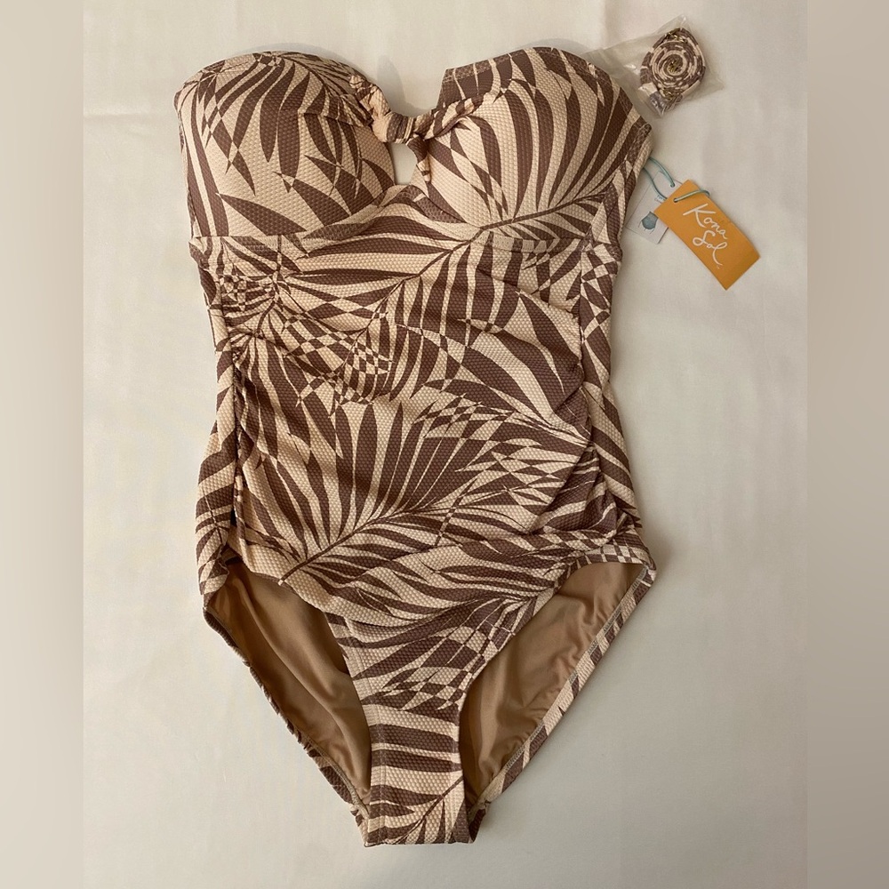 New with Tags!

•Kona Sol
•Size- Medium (8-10)
•Color- Neutral multicolor